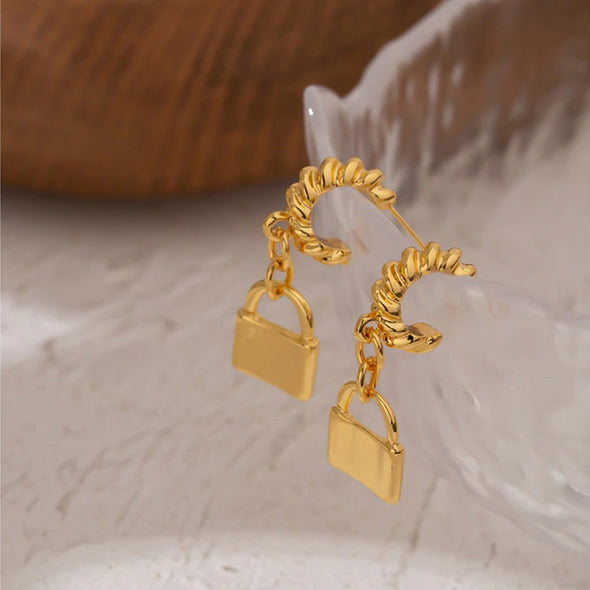 Logan - 18k gold plated drop earring